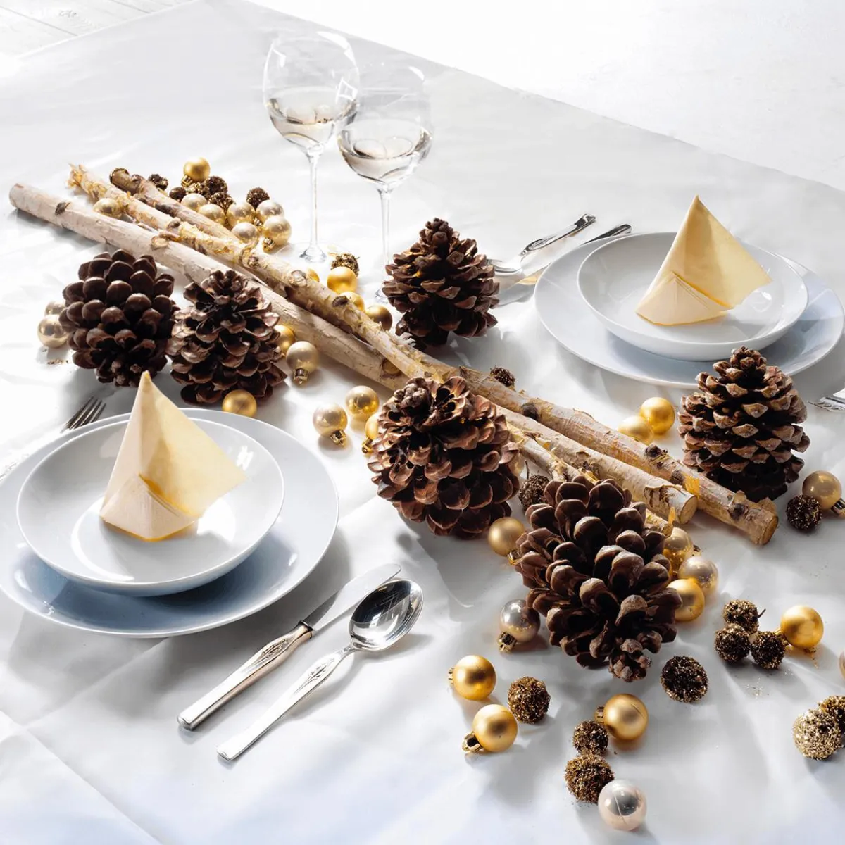 Articles à Parsemer Pommes De Pin, 10 Pces-DecoWoerner