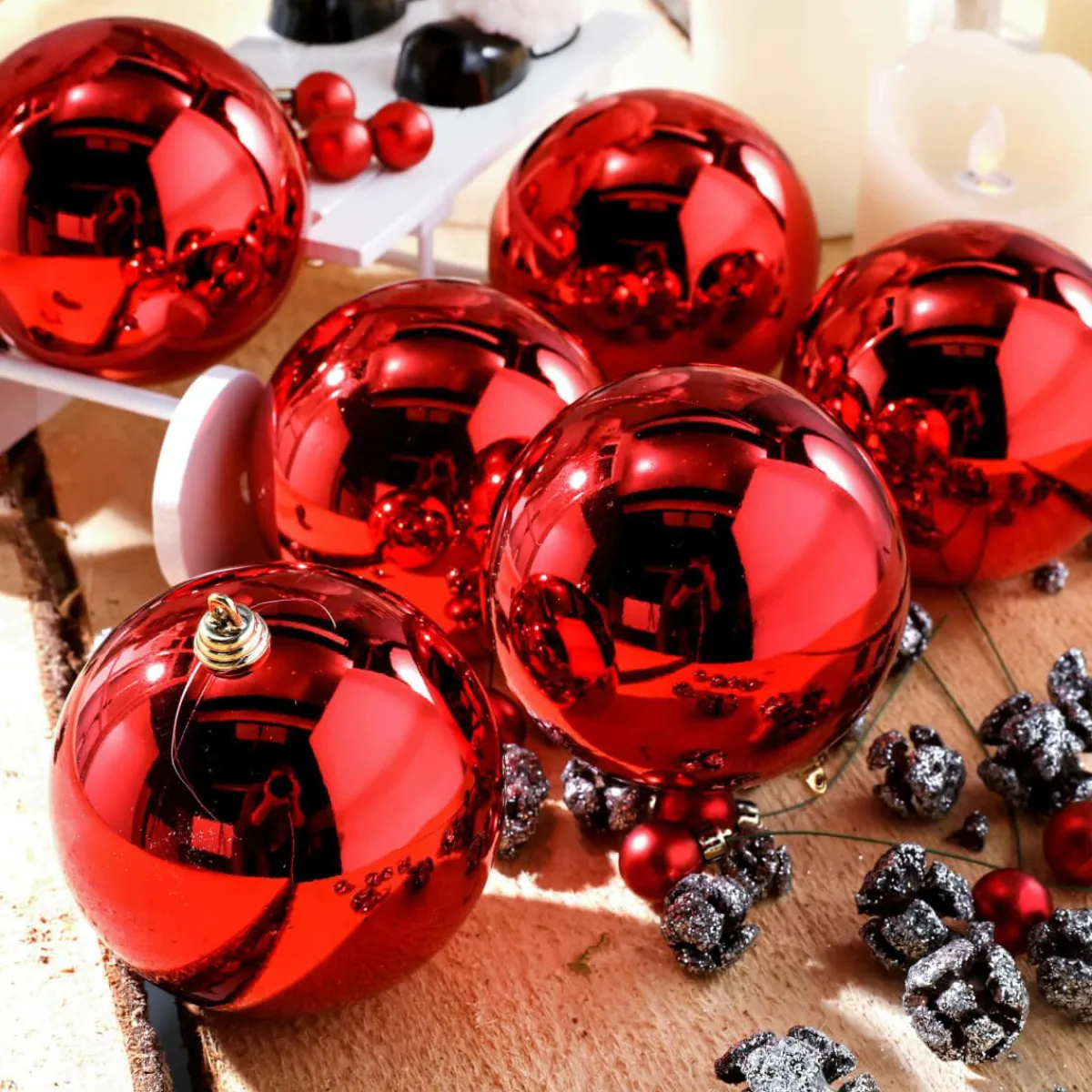 Boules De Noël s Et Brillantes En Plastique Ignifugé 6 Cm Ø - 24 Pièces-DecoWoerner Outlet