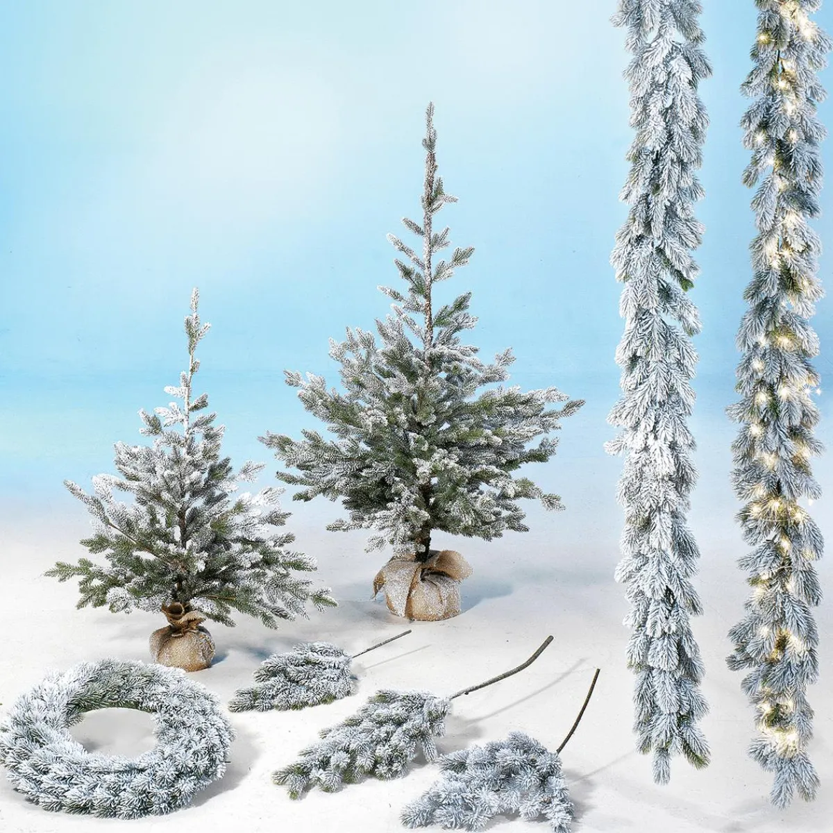 Branche De Sapin Enneigée Avec Pommes De Pin-DecoWoerner Discount