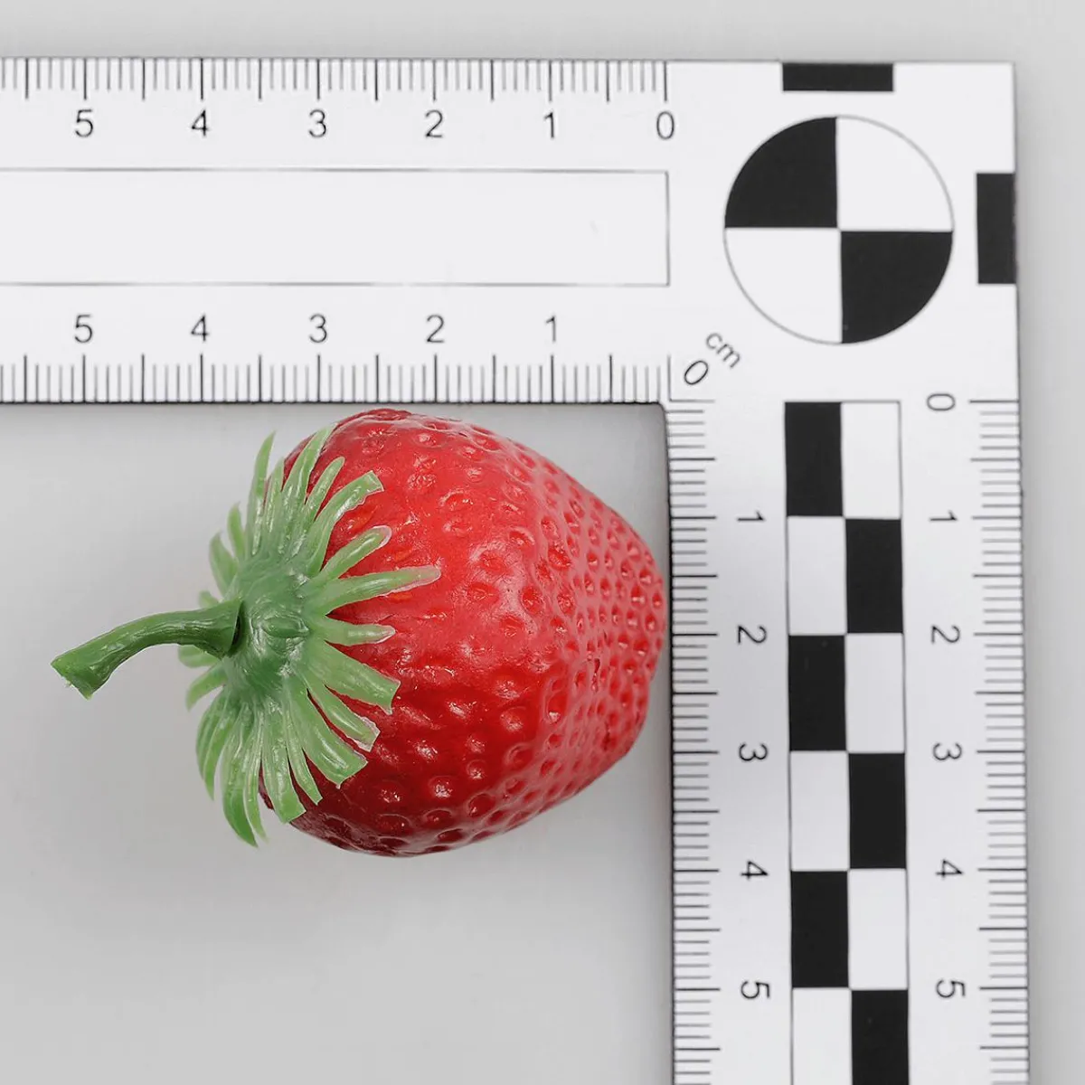Fraises Aliment Factice 24 Pces-DecoWoerner Online