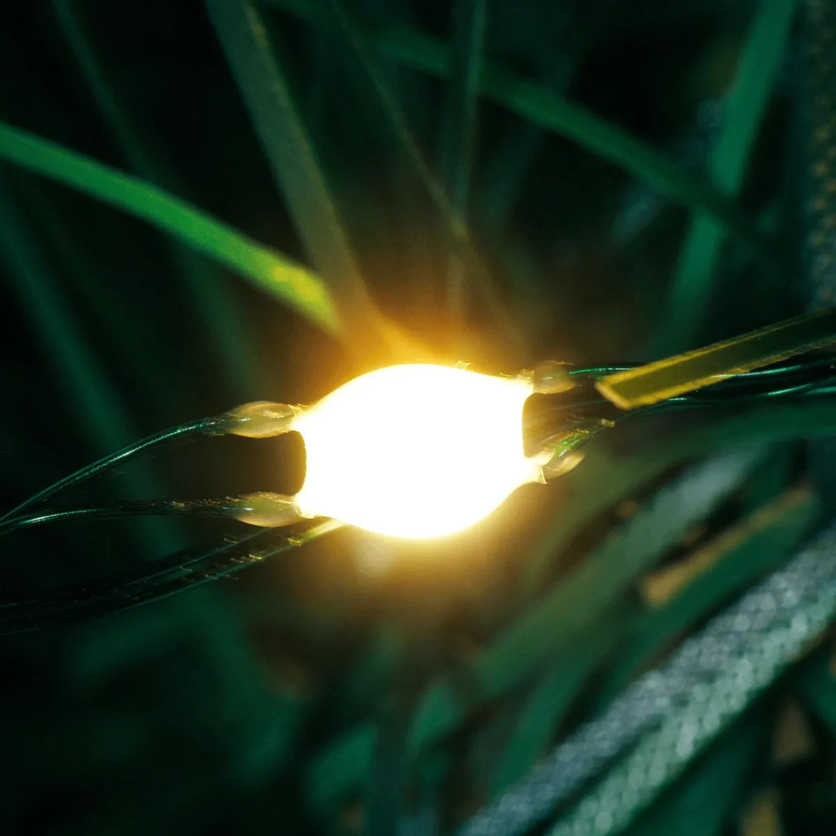 Guirlande De Sapin Deluxe 270 Cm Avec 200LEDs, 25 Cm Ø-DecoWoerner Outlet