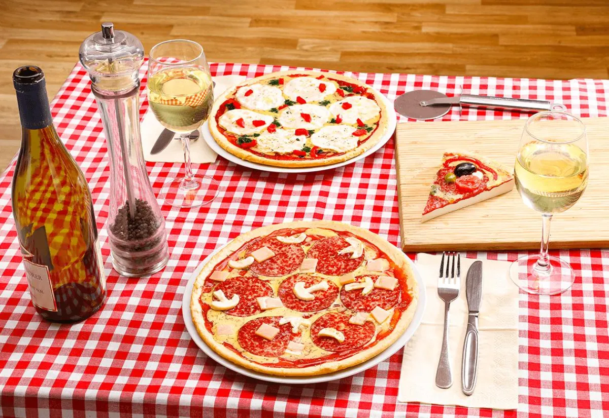Morceau De Pizza "Salami" Aliment Factice-DecoWoerner Discount
