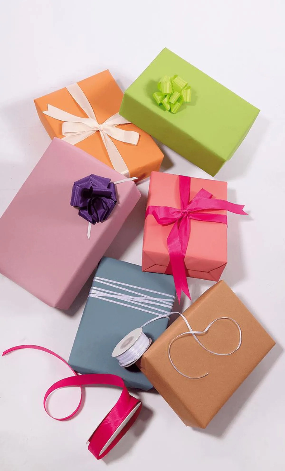 Papier Kraft Recyclé Uni Lilas - Rouleau De Papier Cadeau De 50 M-DecoWoerner New