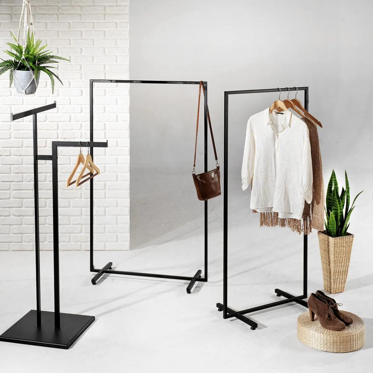 Portemanteau Métallique NOVUS, , 145 Cm-DecoWoerner Discount