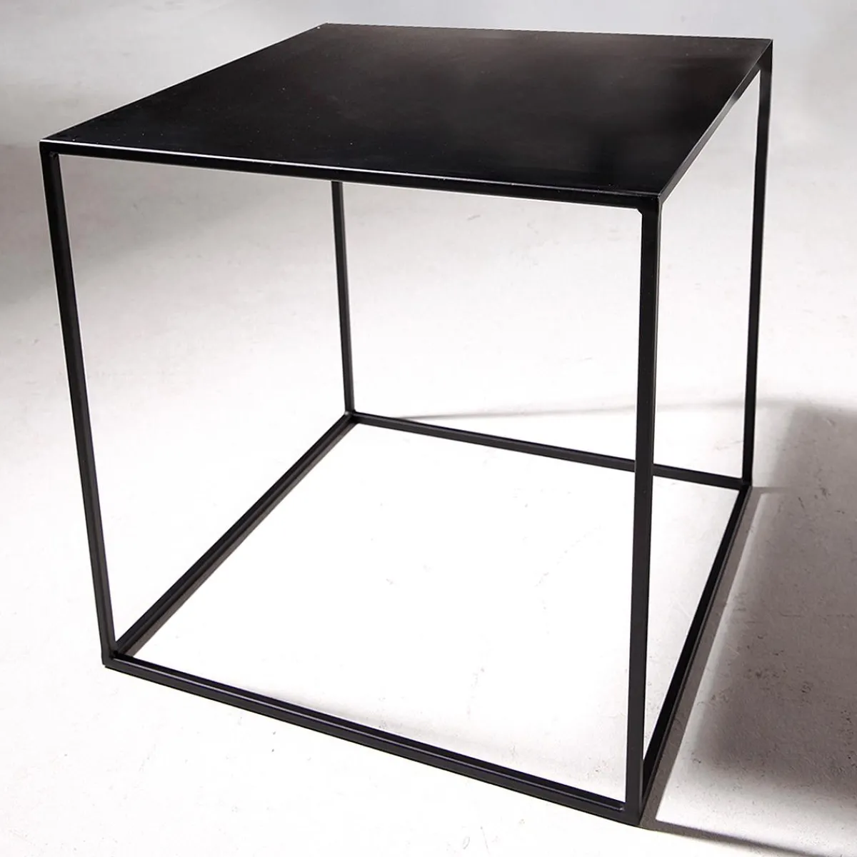Table Métallique 45 X 45 Cm, e-DecoWoerner New