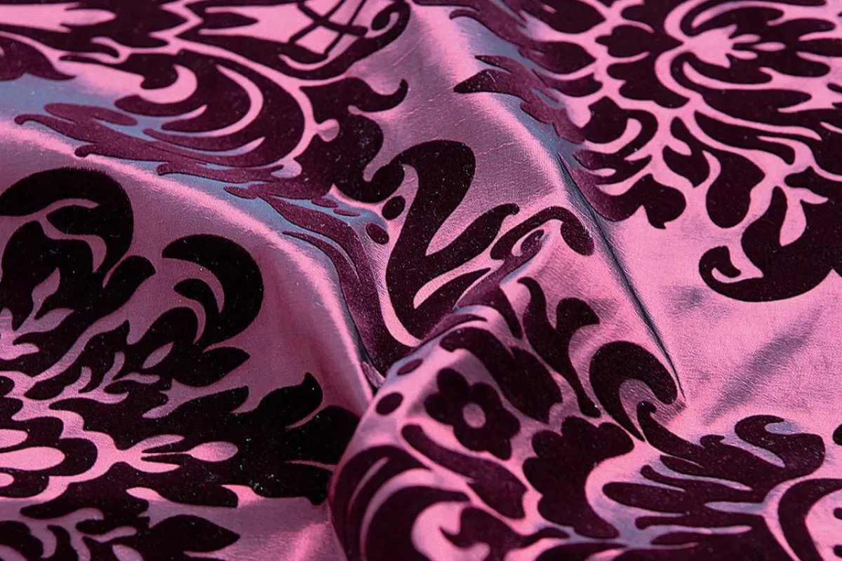 Taffetas à Flocage Velours Larg. 145 Cm, Bordeaux-DecoWoerner Best