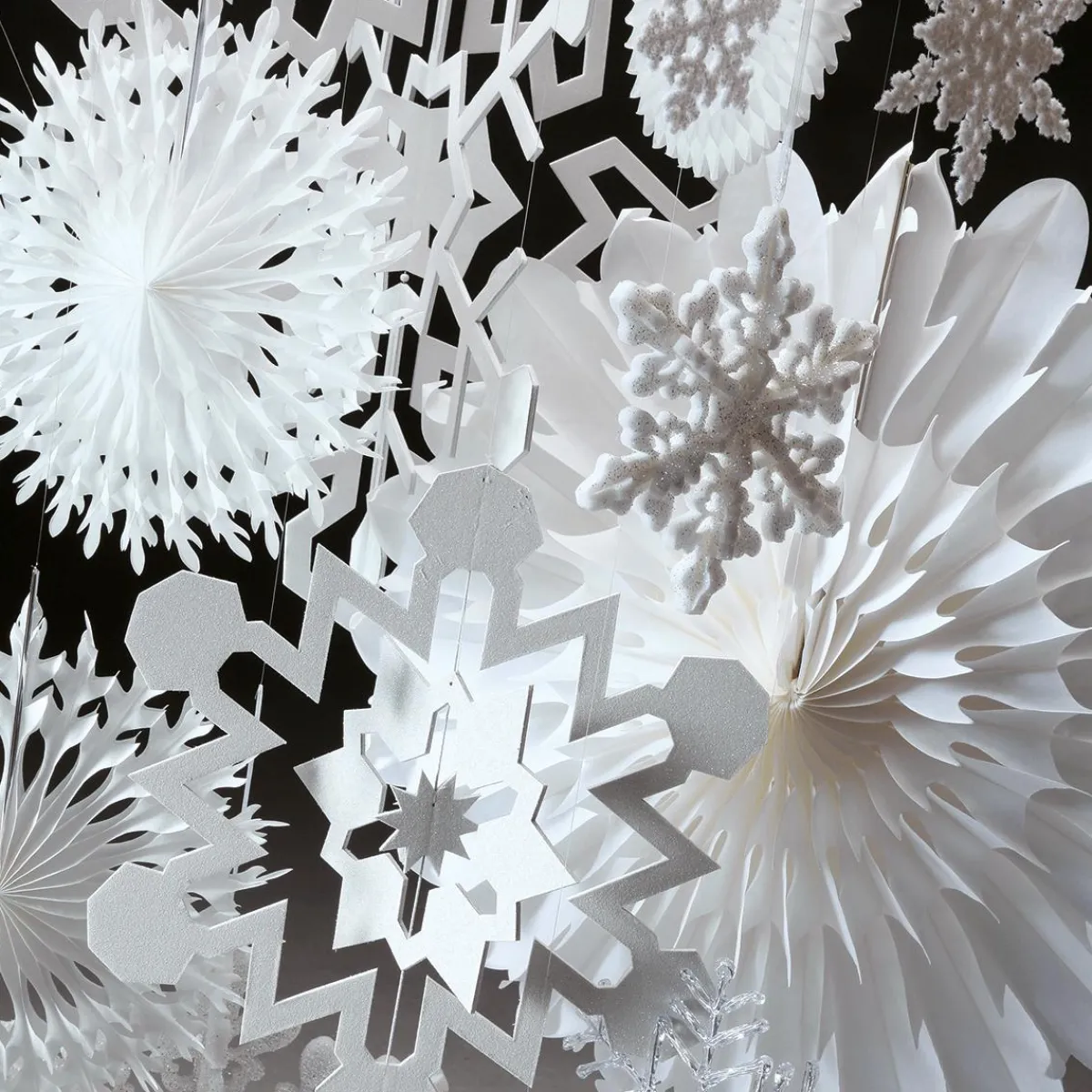 Éventail Décoratif 50cmØ Papier B1 Flocon De Neige-DecoWoerner Outlet